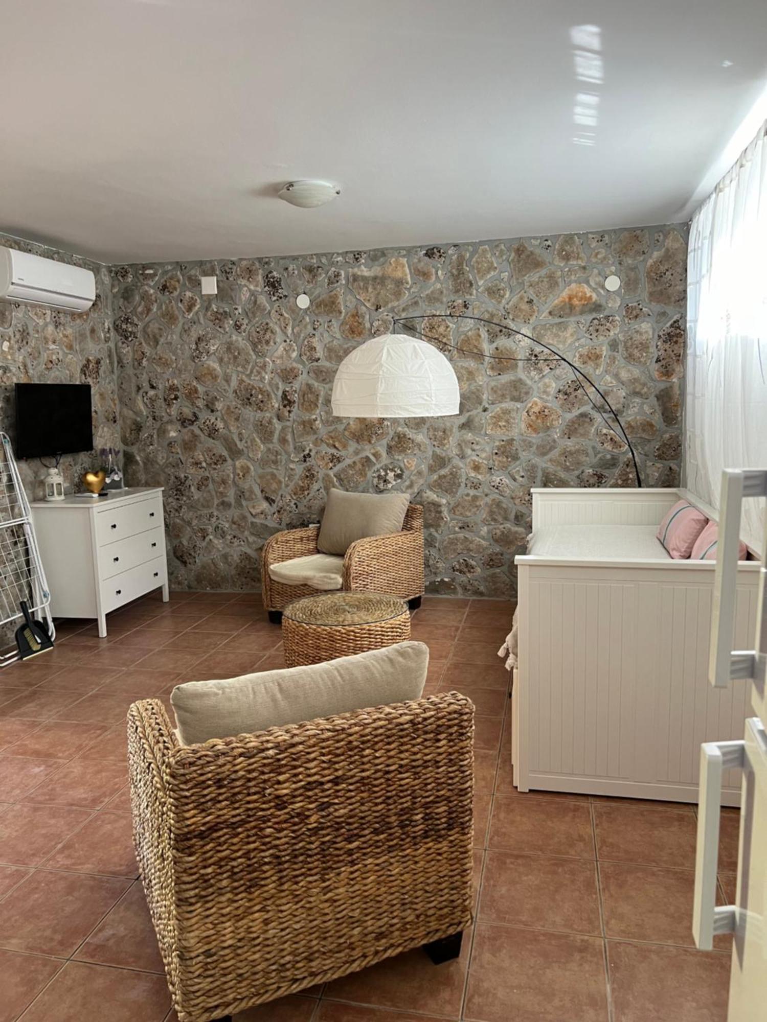 Apartmani Maksan Pakostane Ngoại thất bức ảnh
