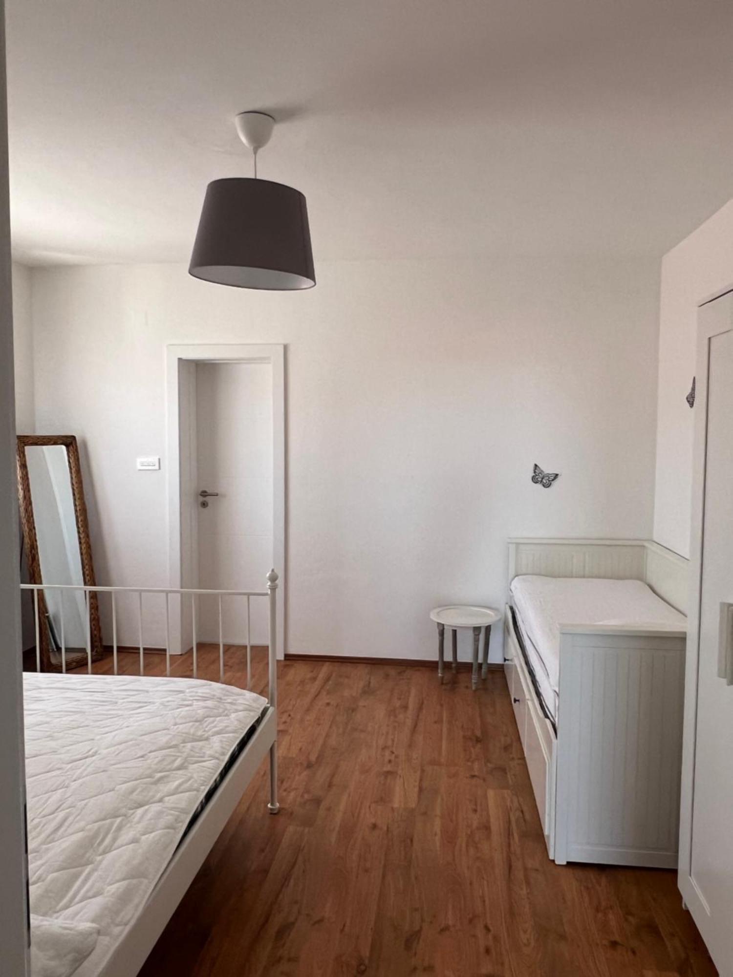 Apartmani Maksan Pakostane Ngoại thất bức ảnh