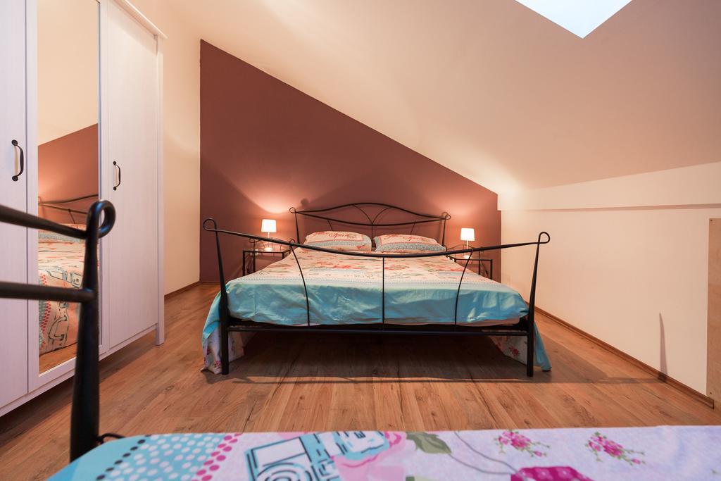 Apartmani Maksan Pakostane Ngoại thất bức ảnh