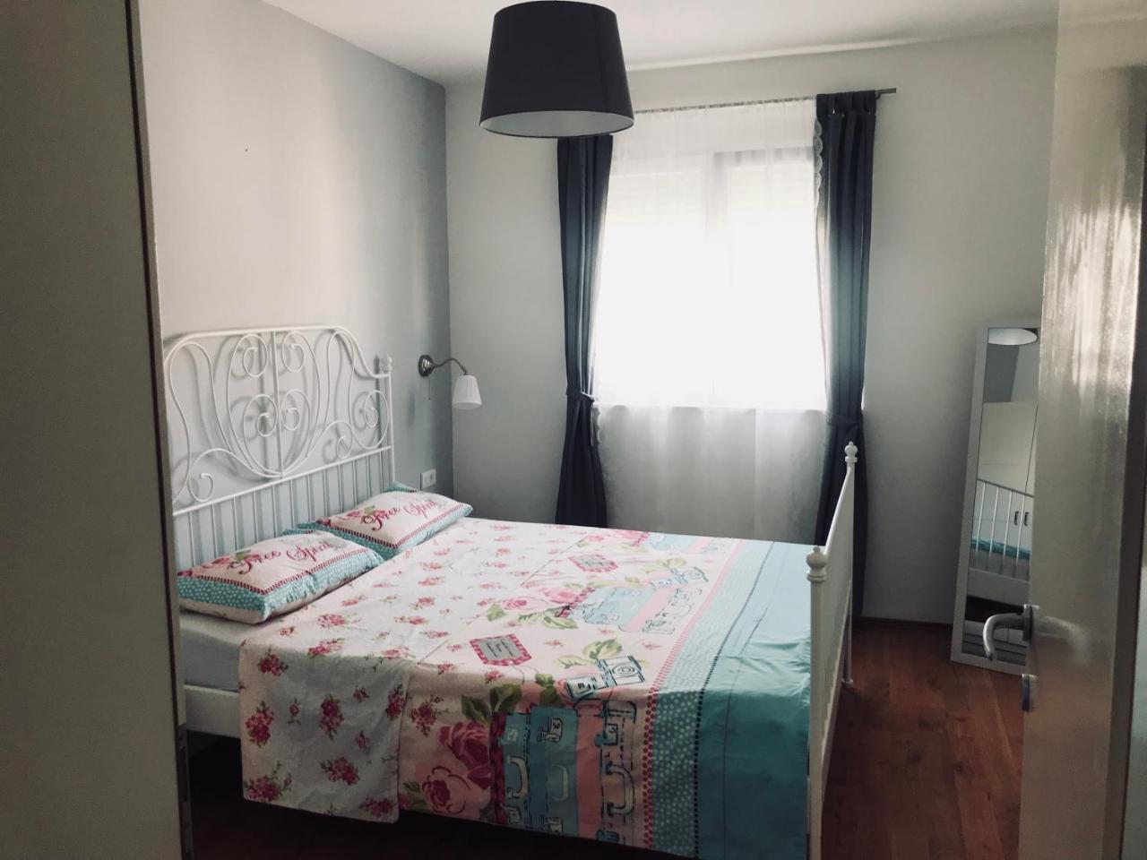 Apartmani Maksan Pakostane Ngoại thất bức ảnh