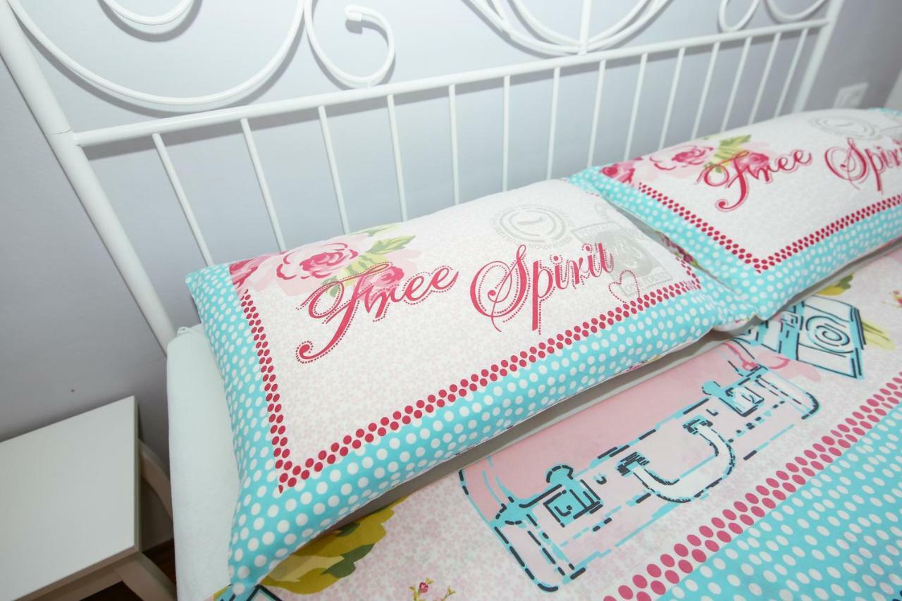 Apartmani Maksan Pakostane Ngoại thất bức ảnh